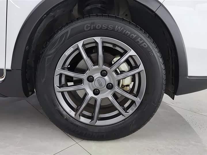 Фото 6 - Geely Vision X3