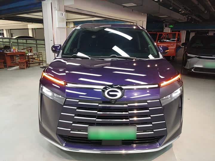 Фото 3 - GAC Trumpchi E8