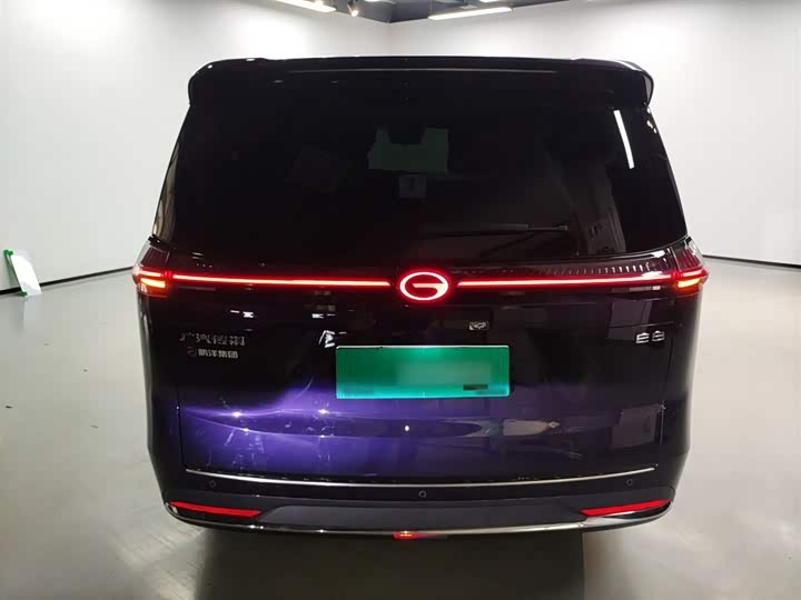 Фото 6 - GAC Trumpchi E8