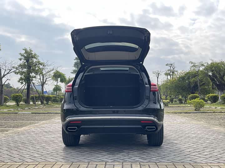 Фото 8 - Hongqi HS5