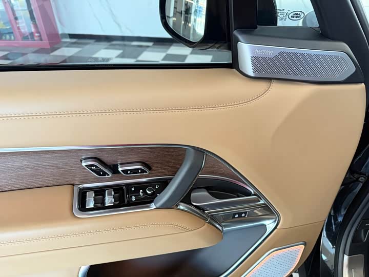 Фото 9 - Land Rover Range Rover