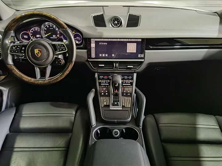 Фото 5 - Porsche Cayenne Hybrid