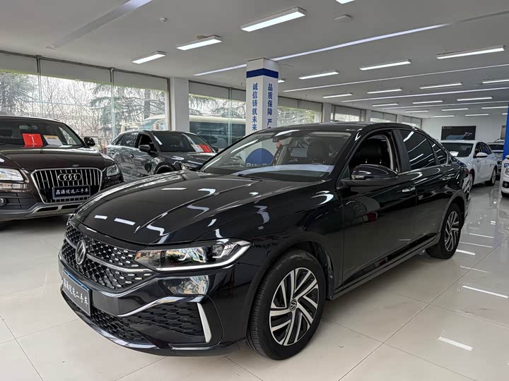 Фото 1 - Volkswagen Lavida