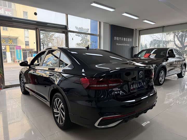 Фото 7 - Volkswagen Lavida