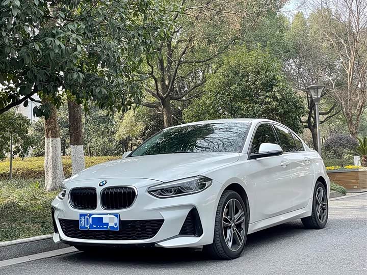 Фото 1 - BMW 1 Series