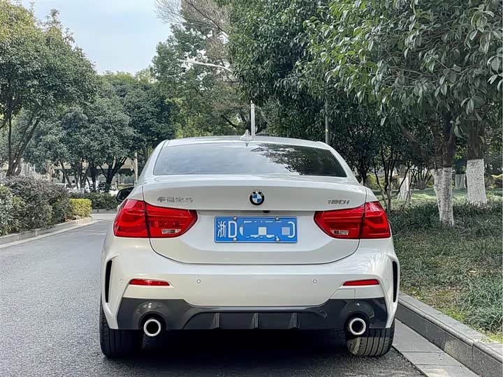 Фото 5 - BMW 1 Series