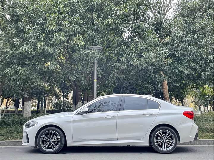 Фото 7 - BMW 1 Series