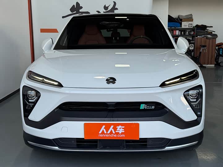 Фото 2 - Nio EC6