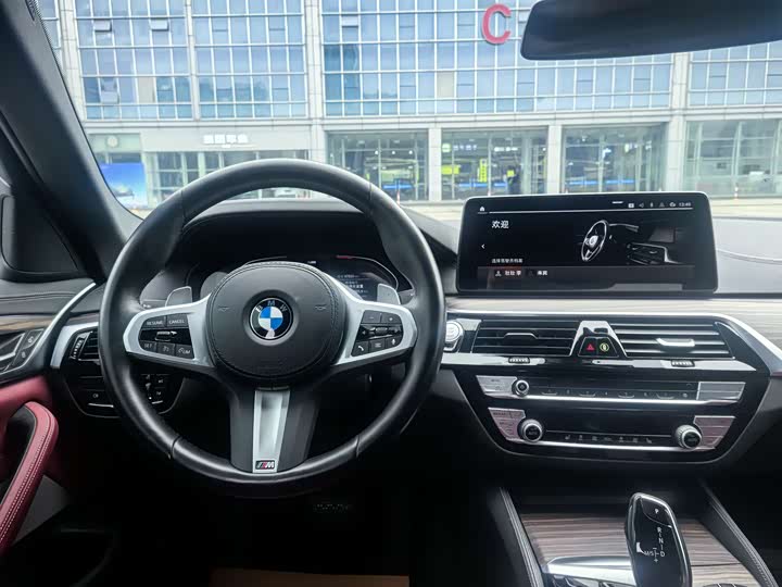 Фото 8 - BMW 5 Series