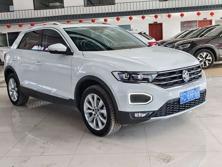 Фото 2 - Volkswagen T-Roc