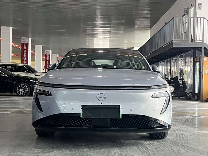 Фото 2 - Nissan N7