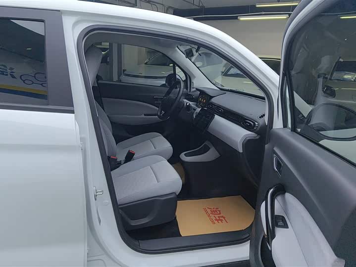 Фото 8 - Leapmotor T03