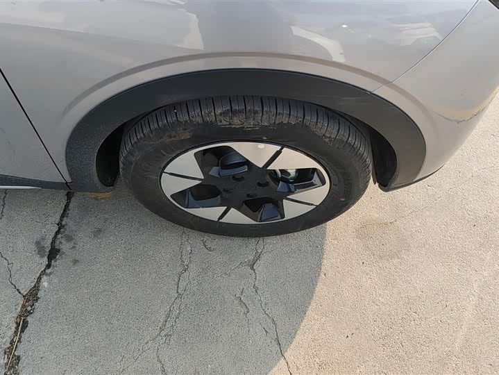 Фото 6 - Geely Galaxy Geome