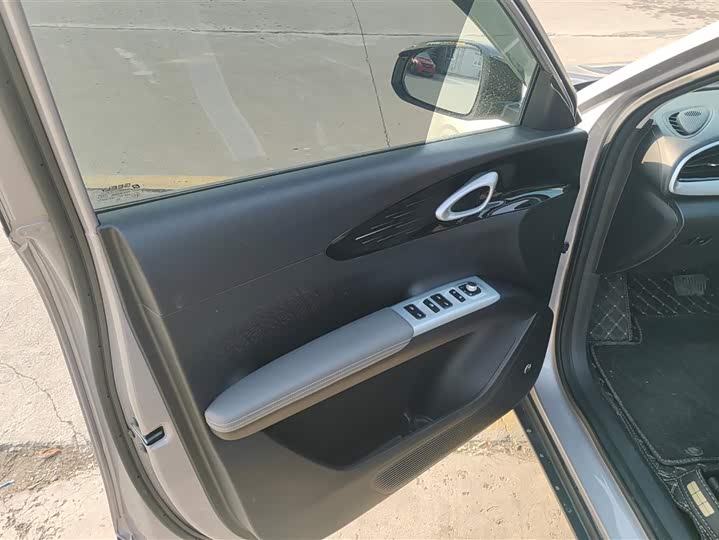 Фото 7 - Geely Galaxy Geome