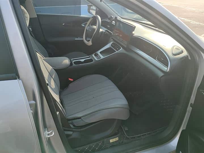 Фото 8 - Geely Galaxy Geome