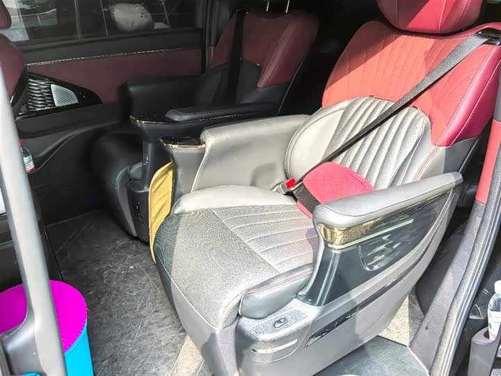 Фото 4 - GAC Trumpchi M8