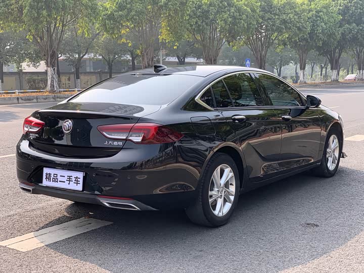 Фото 4 - Buick Regal