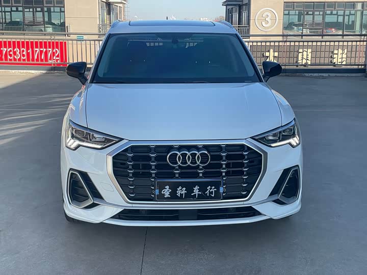 Фото 2 - Audi Q3