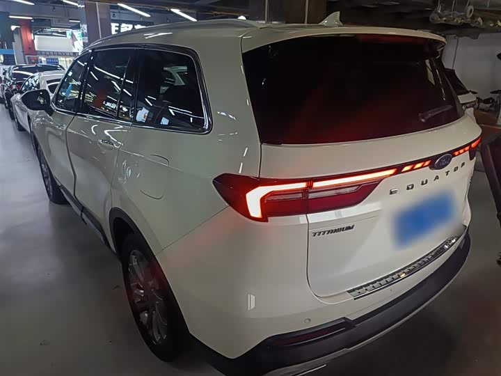 Фото 5 - Ford Equator