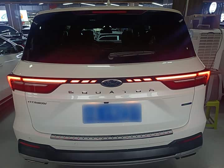 Фото 6 - Ford Equator