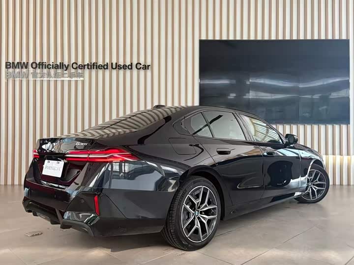 Фото 4 - BMW 5 Series