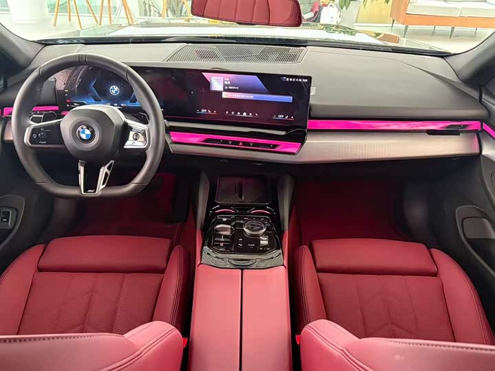 Фото 8 - BMW 5 Series