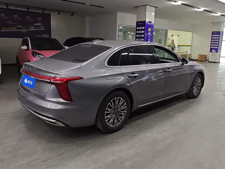 Фото 3 - Hongqi H5