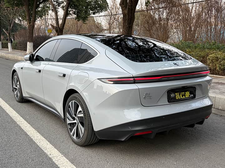 Фото 4 - Nio ET5