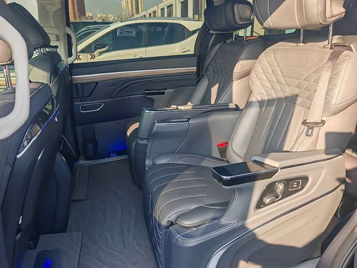 Фото 8 - GAC Trumpchi M8