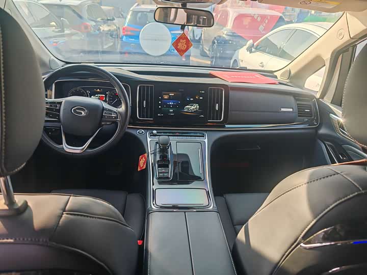 Фото 9 - GAC Trumpchi M8