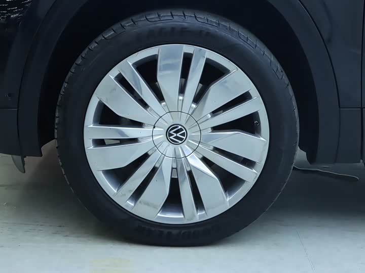 Фото 4 - Volkswagen Teramont Pro