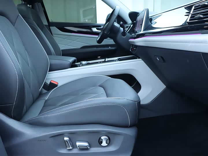 Фото 8 - Volkswagen Teramont Pro