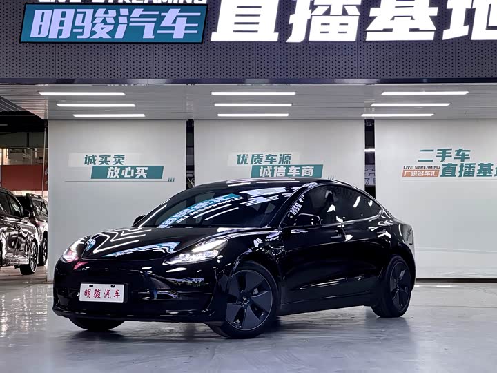 Фото 1 - Tesla Model Y