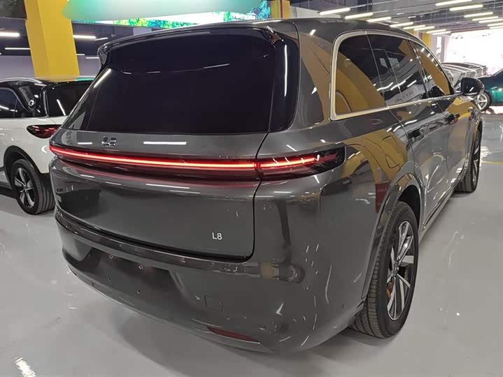 Фото 3 - LiXiang L8