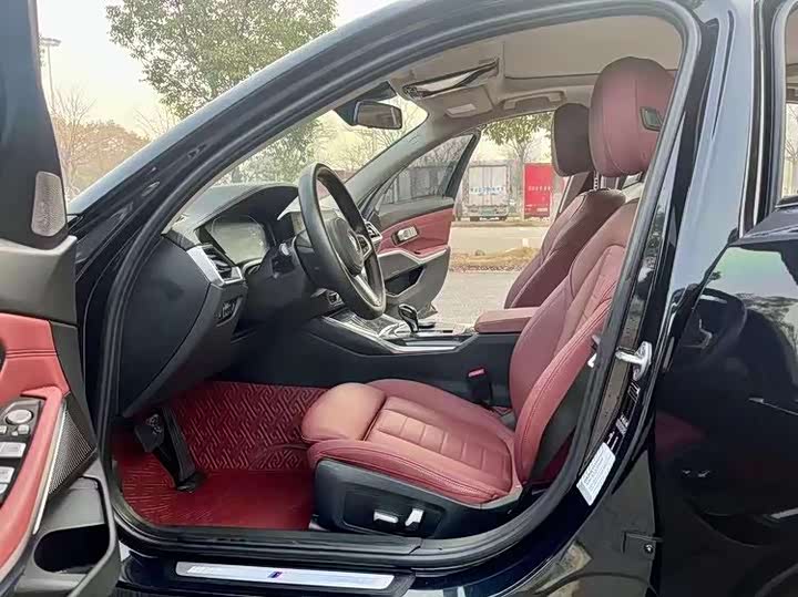 Фото 4 - BMW 3 Series