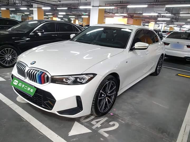 Фото 2 - BMW 3 Series