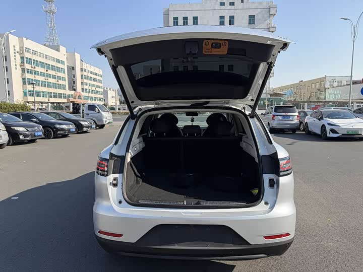 Фото 8 - Leapmotor C11