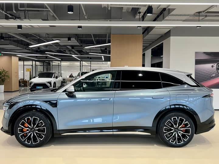 Фото 3 - Zeekr 7X