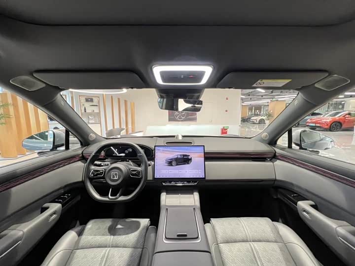 Фото 7 - Zeekr 7X