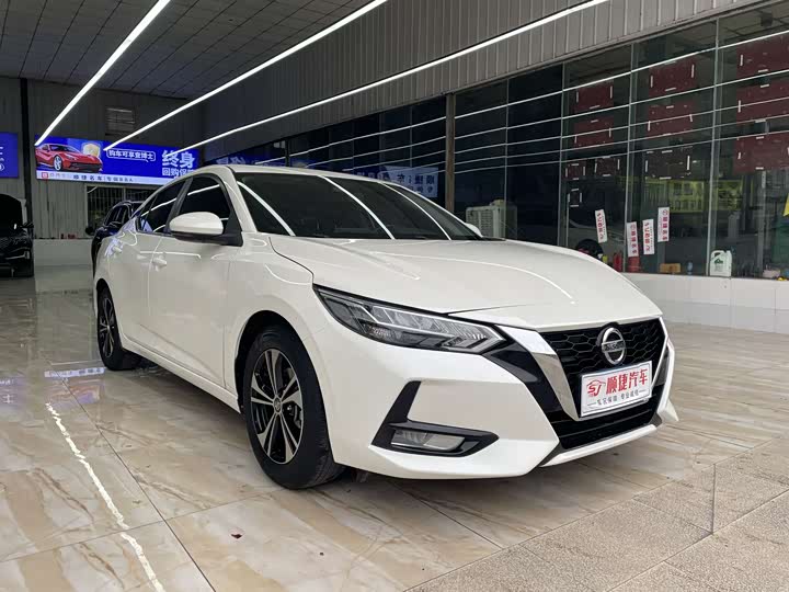 Фото 3 - Nissan Sylphy