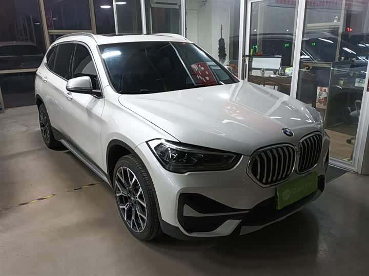 Фото 4 - BMW X1