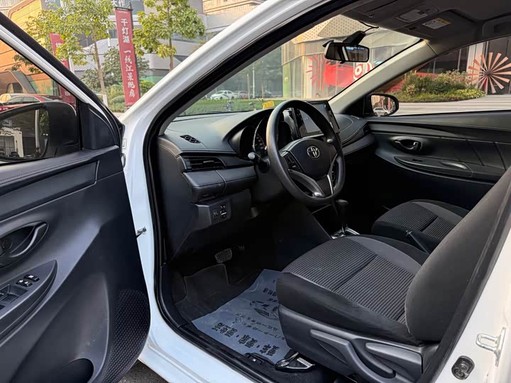 Фото 9 - Toyota Vios