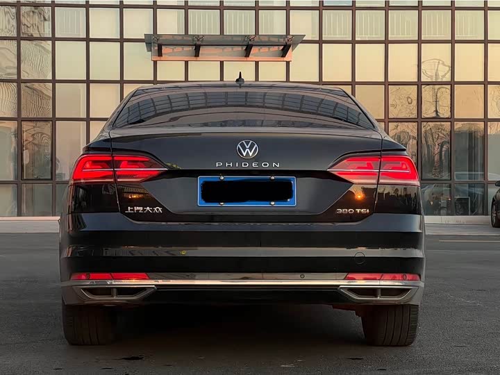 Фото 5 - Volkswagen Phideon