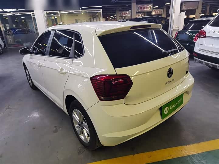 Фото 5 - Volkswagen Polo
