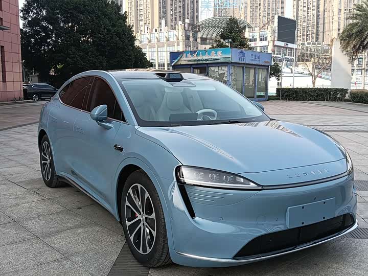 Фото 3 - Luxeed R7