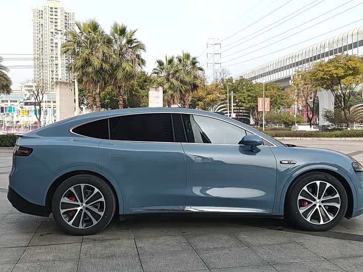 Фото 4 - Luxeed R7