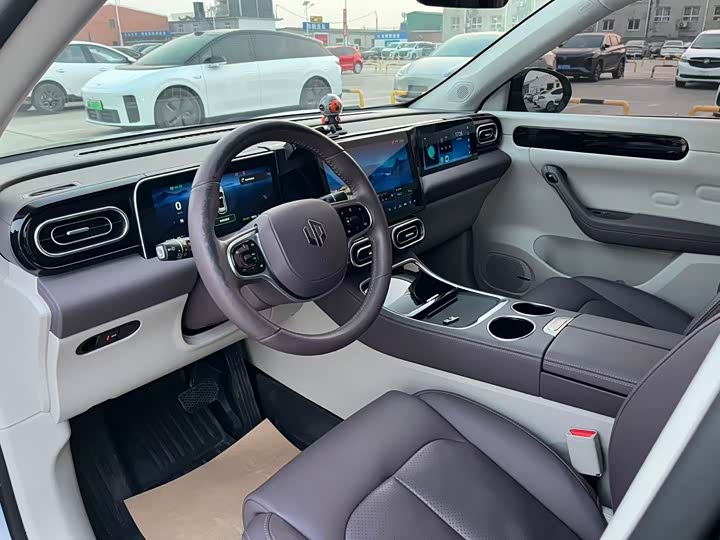 Фото 8 - Leapmotor C11