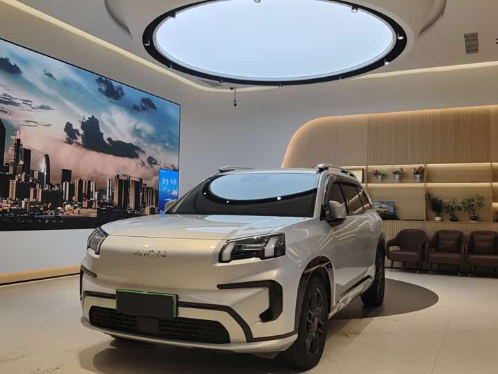 Фото 1 - GAC Aion V