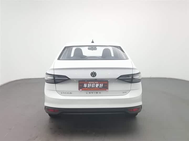 Фото 4 - Volkswagen Lavida