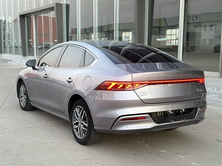 Фото 3 - BYD Qin Plus